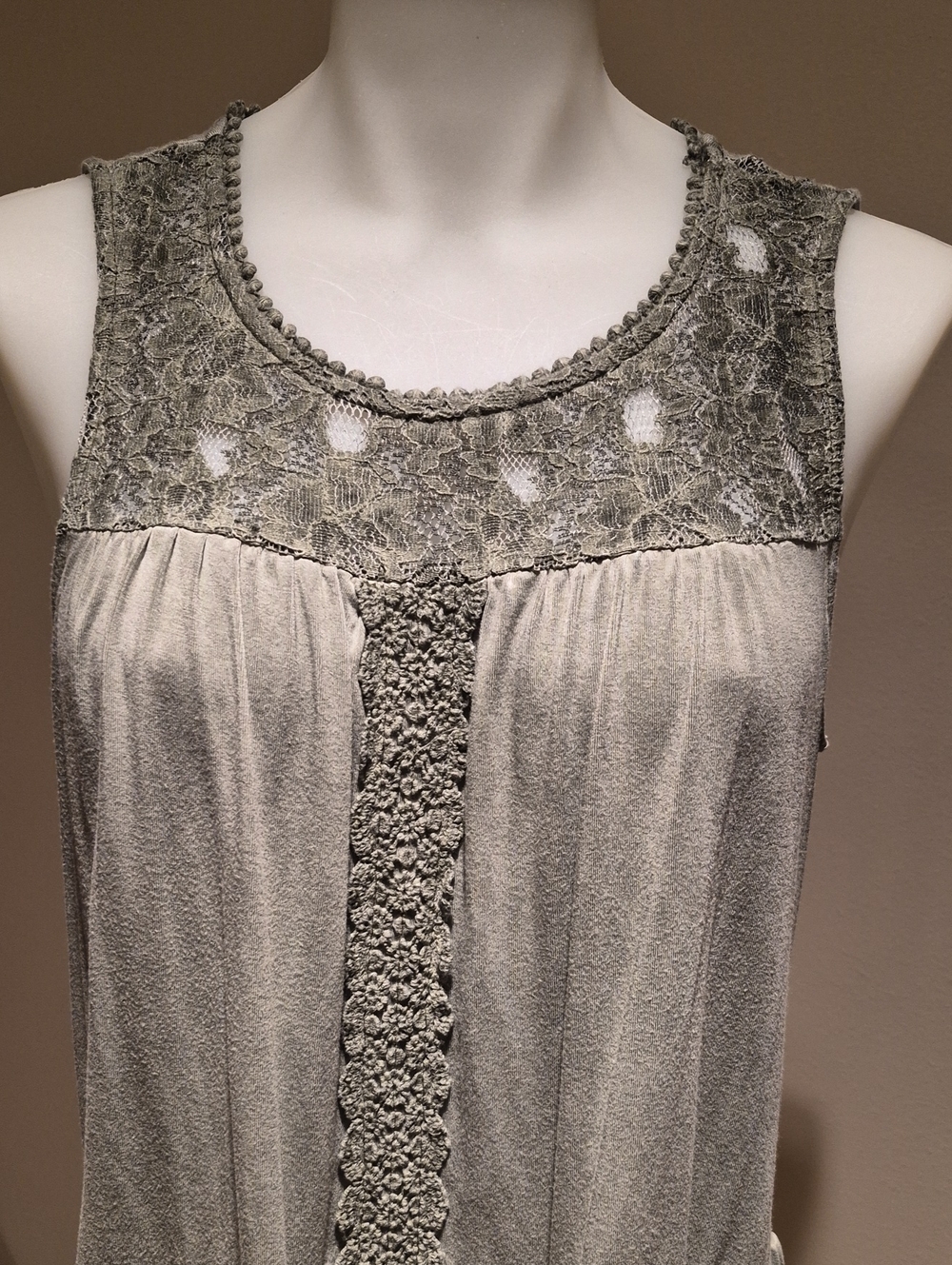 Artesia Women’s Lace-Trim Tank Top - Olive Green. Size Medium